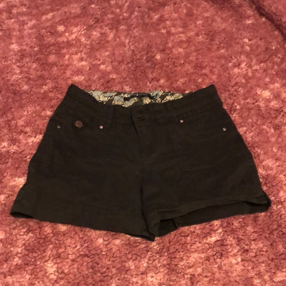 Black short